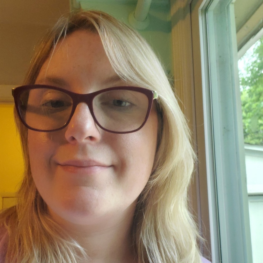 Meet your Posher, Amanda